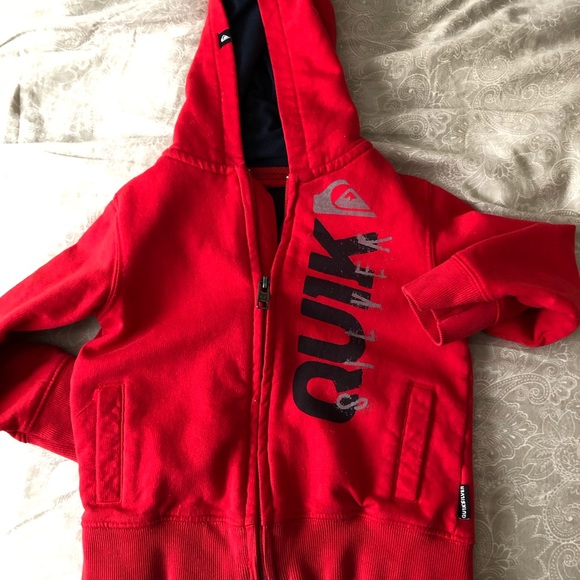 2 boys 2t zip up Quicksilver hoodies - Picture 3 of 3
